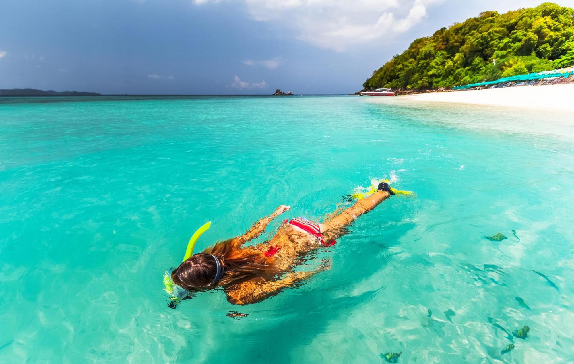 Lovely Hideaway With Pool And White Sand Beach アレナル・デン・カステル エクステリア 写真